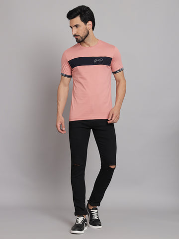 Candlelight pitch Round neck T-shirt